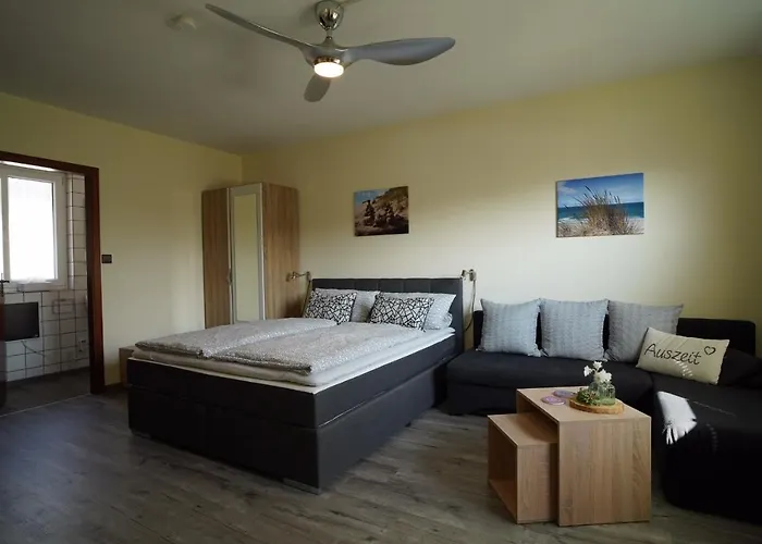 Auszeit - Ferienwohnung Und Appartements